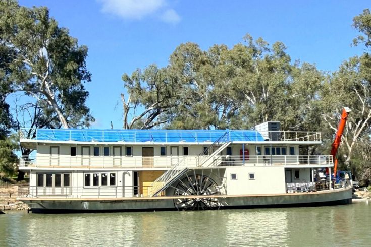 PS Australian Star paddlesteamer on the Murray River