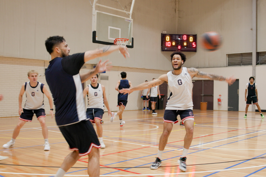 Players from the Shepparton Gators in a basketball game
